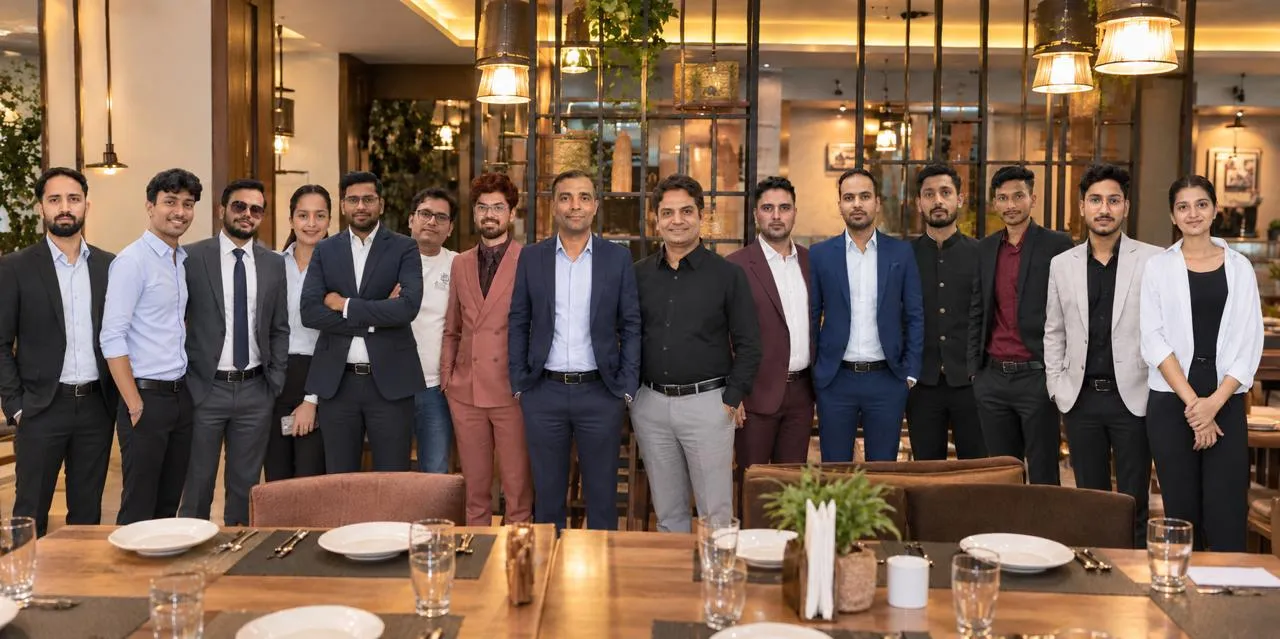 HyperCurve team